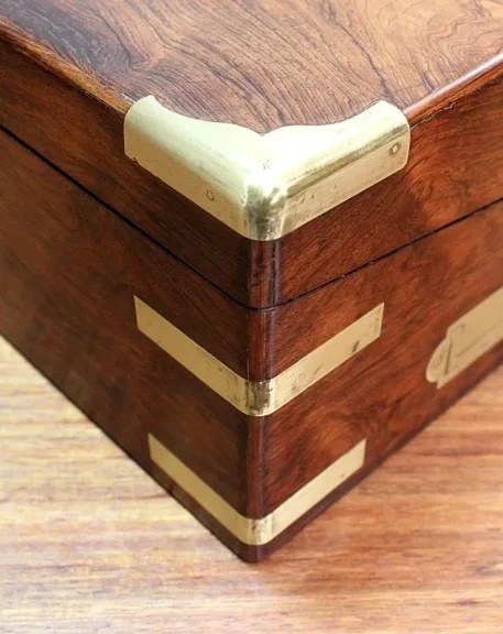 SCHRIJVENDE HELLING