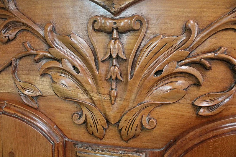 LOUIS XV STYLE BUFFET
