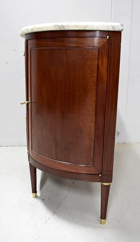 Petit Buffet / Commode Demi-Lune en Acajou, époque Louis XVI – XVIIIe