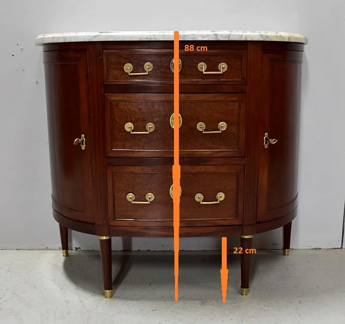 Petit Buffet / Commode Demi-Lune en Acajou, époque Louis XVI – XVIIIe