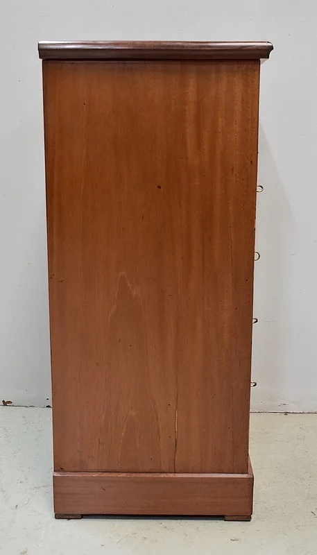 Rare Petite Commode de Toilette, en Placage de Ronce d’Acajou – Fin XIXe