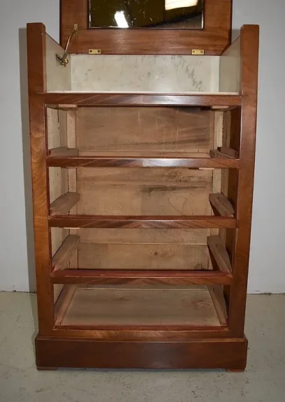 Rare Petite Commode de Toilette, en Placage de Ronce d’Acajou – Fin XIXe