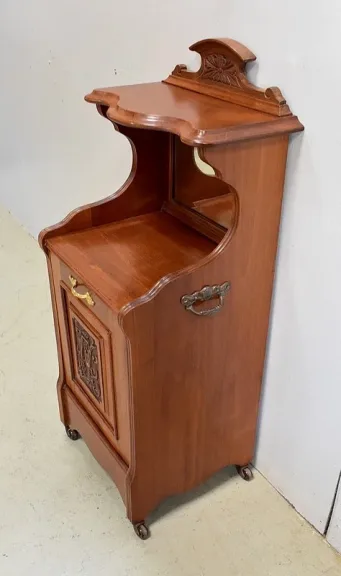 ENGLISH COAL SCUTTLE