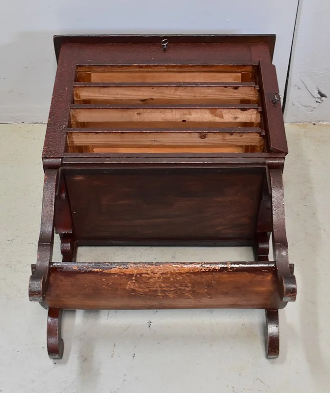 GABINETE DE PINO PEQUEÑO