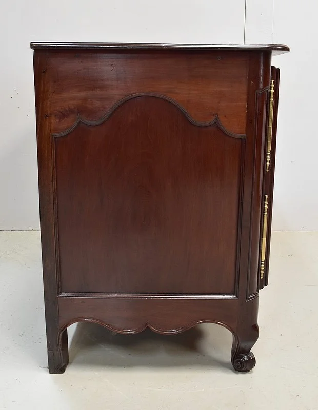 Buffet de Port Nantais, en Acajou de Cuba – 1770