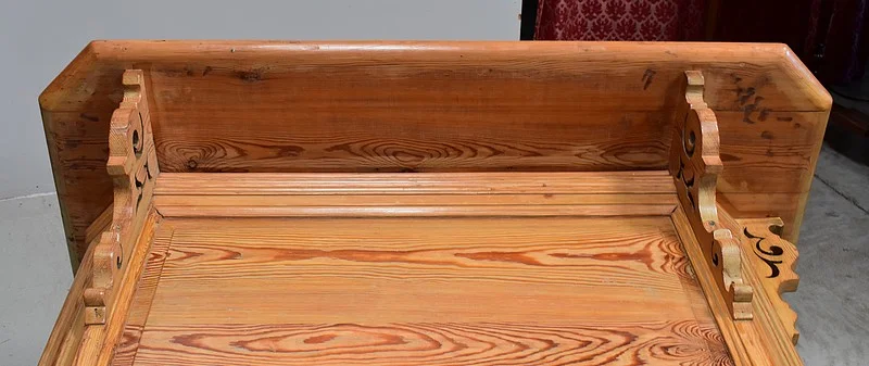 PINE SHOP COUNTER