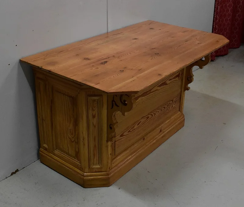 PINE SHOP COUNTER