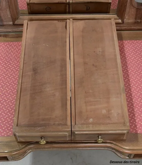 LOUIS XVI STYLE DRESSING TABLE