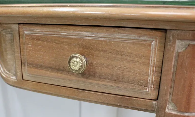 LOUIS XVI STYLE DRESSING TABLE