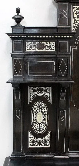 NAPOLEON III PERIOD DISPLAY CABINET