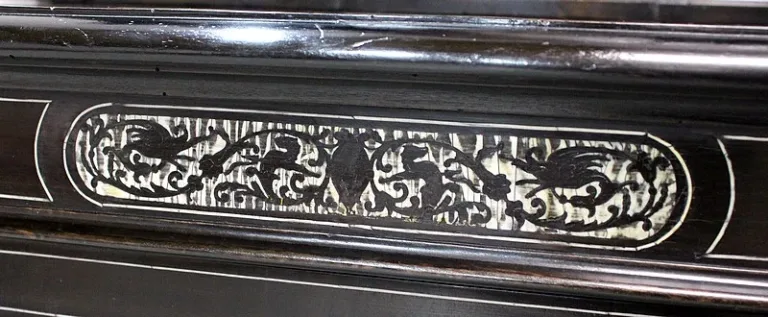 NAPOLEON III PERIOD DISPLAY CABINET