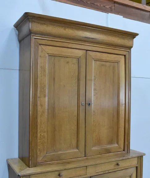 FRANZÖSISCHES BUFFET AUS DEM 19. JAHRHUNDERT