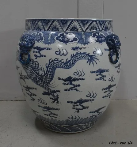 CERAMIC VASE