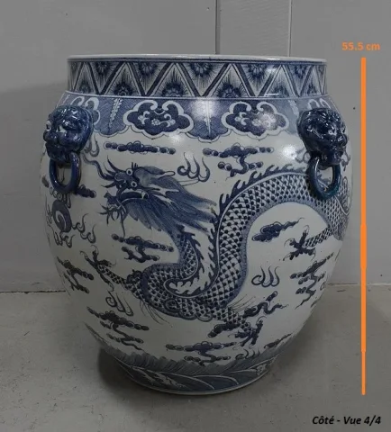 CERAMIC VASE