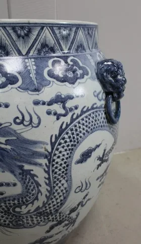 CERAMIC VASE