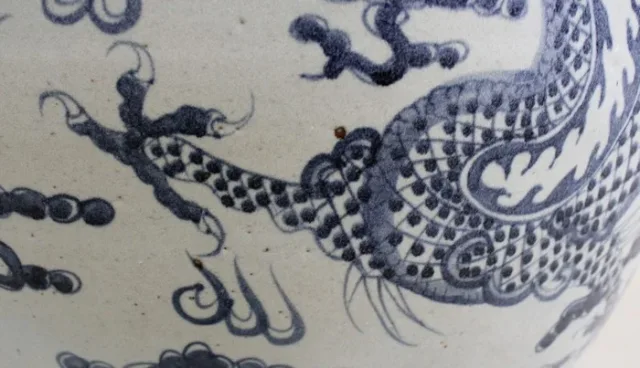 CERAMIC VASE