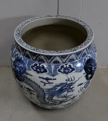 CERAMIC VASE