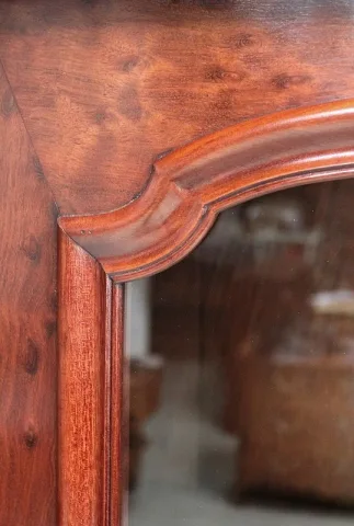 Bibliothèque Vitrine en Placage d’Acajou Moucheté – Fin XIXe
