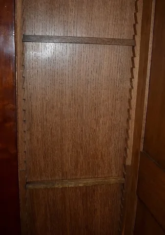 Bibliothèque Vitrine en Placage d’Acajou Moucheté – Fin XIXe