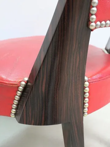 Paire de Chaises en Ébène de Macassar et Cuir Rouge – 1930