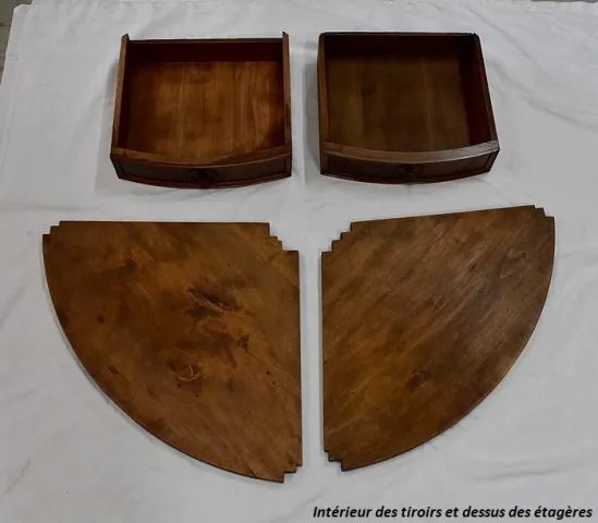 Rare Paire d’Encoignures en Noyer – Fin XIXe