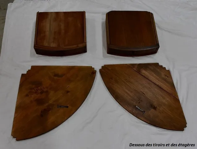 Rare Paire d’Encoignures en Noyer – Fin XIXe