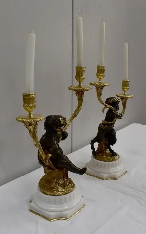 PAAR BRONZEN KANDELABRA