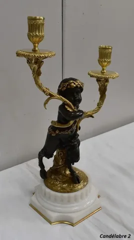 PAAR BRONZEN KANDELABRA