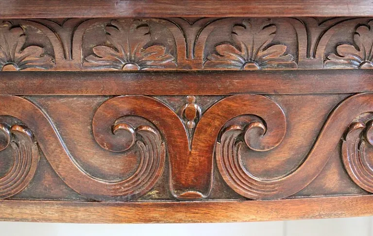LOUIS XVI STIJL CONSOLETAFEL