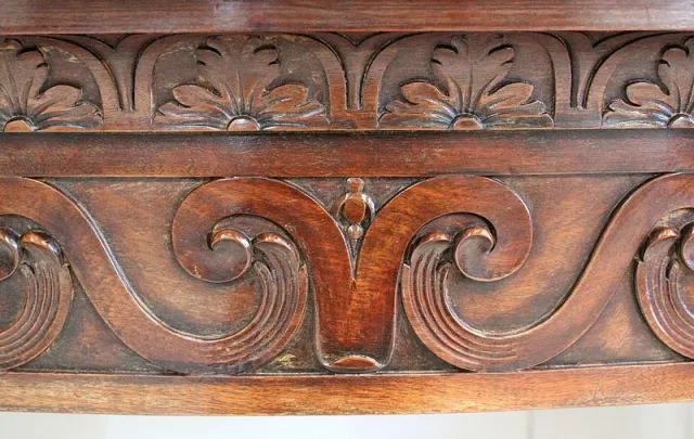 Grande Console en Acajou massif et dessus Marbre, style Louis XVI – Fin XIXe