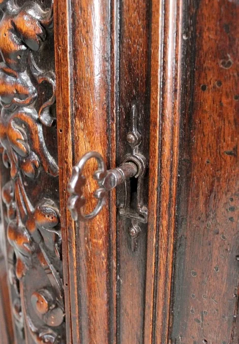 RENAISSANCE STYLE CABINET