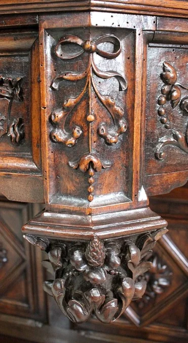 RENAISSANCE STYLE CABINET