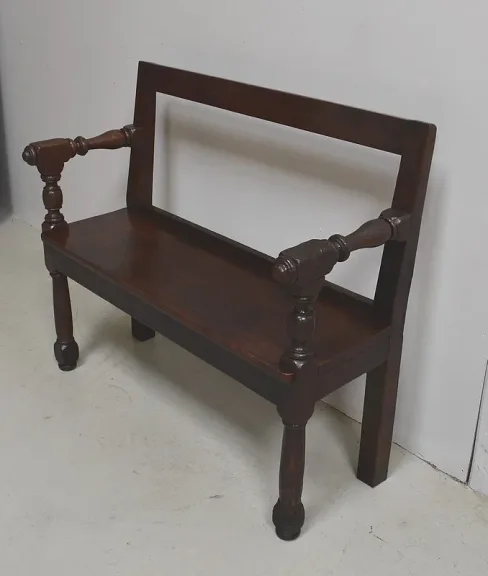 LOUIS XIV STYLE SETTEE
