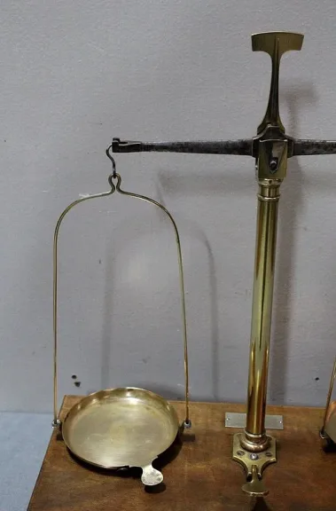 Petite Balance de Bijoutier, type Trébuchet – 1900