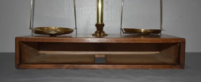 Petite Balance de Bijoutier, type Trébuchet – 1900