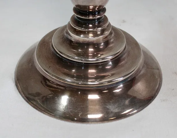 Paire de Chandeliers en Métal Argenté – XXe