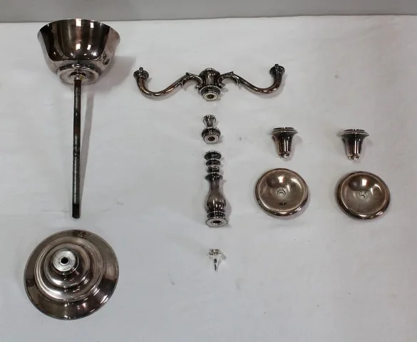 Paire de Chandeliers en Métal Argenté – XXe