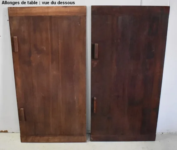 FRENCH EXTENDING TABLE