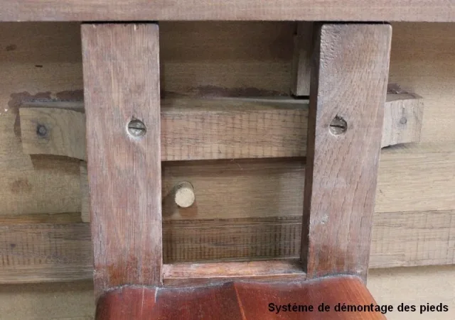 FRENCH EXTENDING TABLE