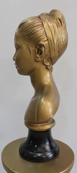 PFLASTERBUST UND SPALTE
