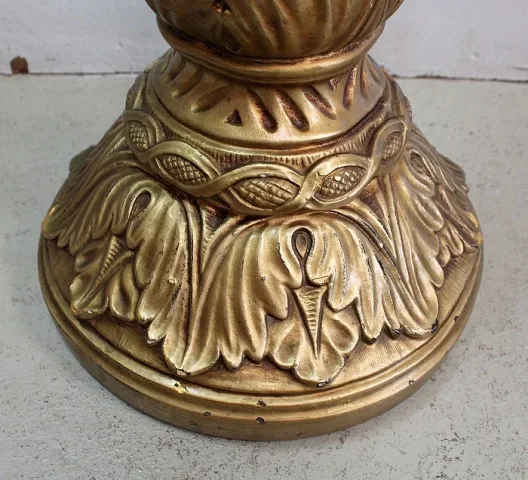 Buste de Fillette et Colonne Torsadée, en Plâtre Doré – 1900 / 1920