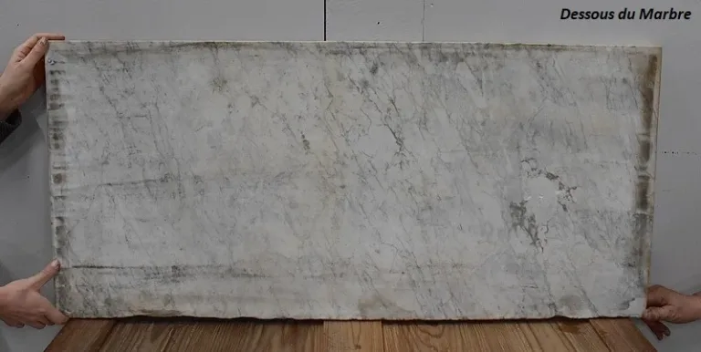 Console de Propriété, en Noyer massif, époque Restauration – Début XIXe