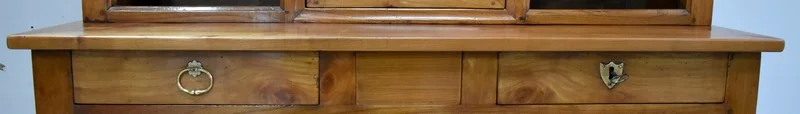 Rare Buffet Deux Corps Régional, en Merisier – 1ère partie XIXe