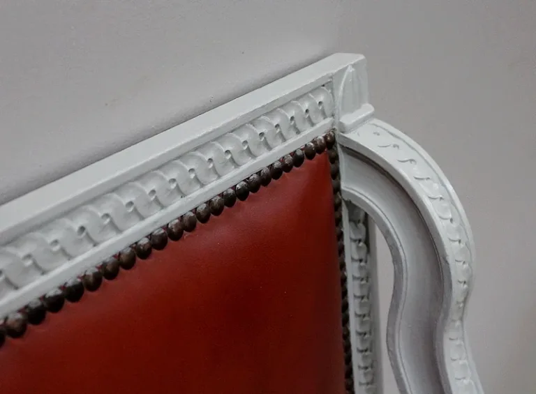 Petite Banquette d’Enfant en Hêtre, style Louis XVI – Début XXe