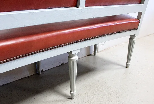 Petite Banquette d’Enfant en Hêtre, style Louis XVI – Début XXe