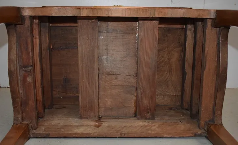 Petit Bureau de Pente en Merisier, style Louis XV – Fin XIXe