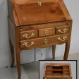 Petit Bureau de Pente en Merisier, style Louis XV – Fin XIXe