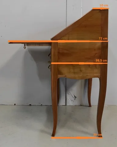 Petit Bureau de Pente en Merisier, style Louis XV – Fin XIXe