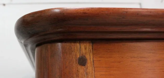 Chiffonnier en Acajou, Transition Louis XV / Louis XVI – XVIIIe