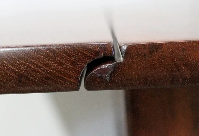 MESA DE HOJAS GOTA DE PERIODO DE LOUIS PHILIPPE